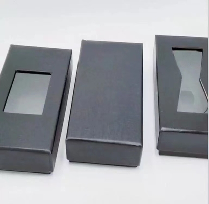 CDR AI PSD Czarne prostokątne pudełko na prezent z przezroczystą pokrywką